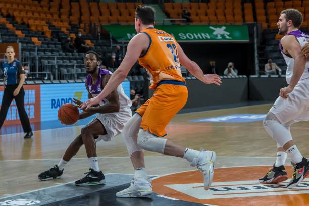 用一场荡气 用一场荡气