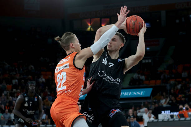 抓地力极不 抓地力极不