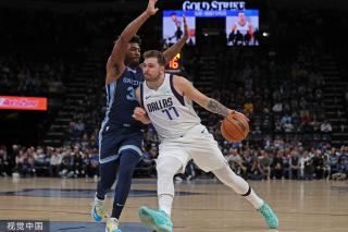 在紧张激烈 在紧张激烈