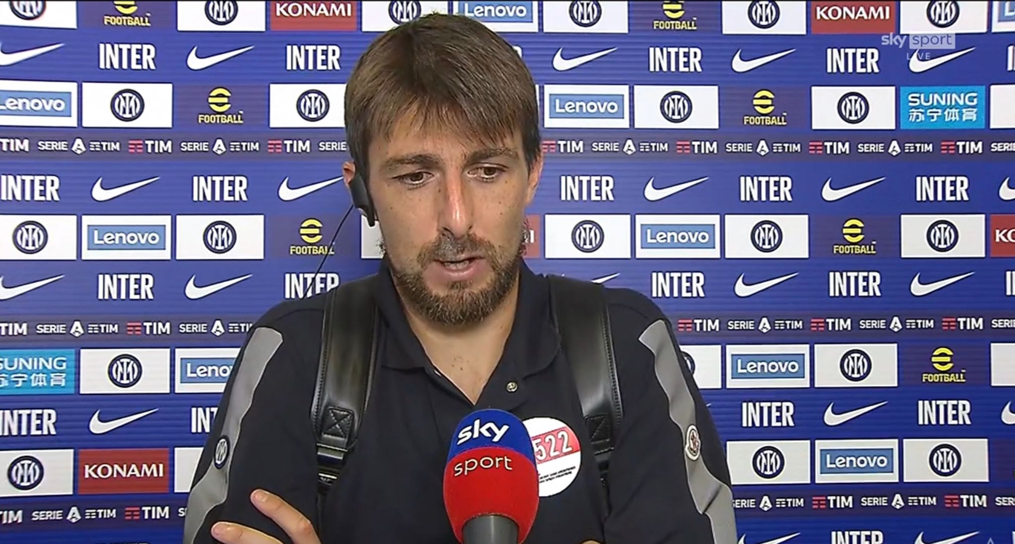 利奠定了坚 利奠定了坚